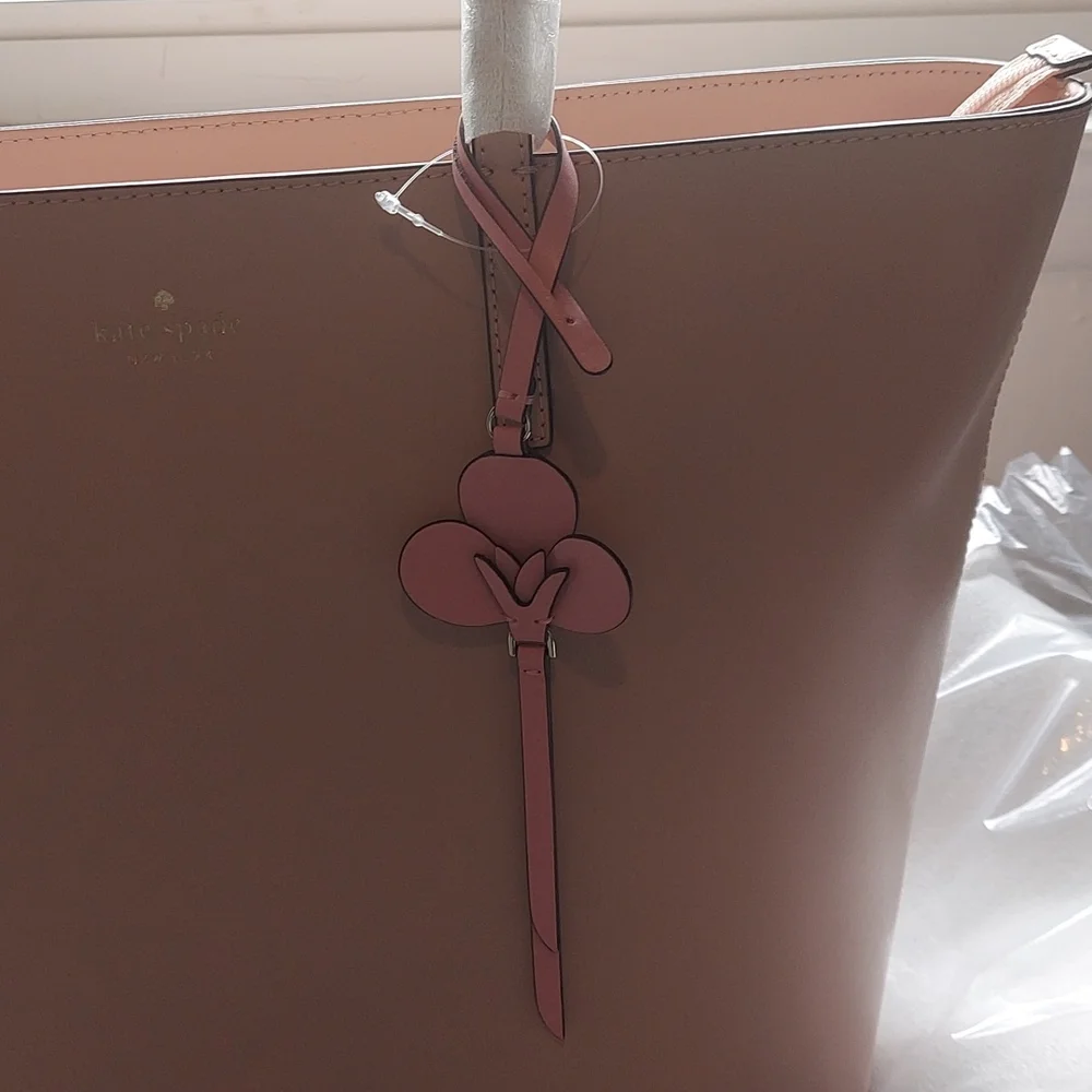Kate Spade large tote - Picture 4 of 12